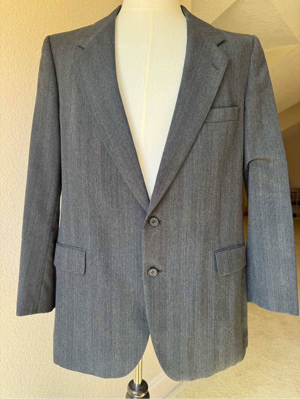 Vintage Yves Saint Laurent Men's Gray Two-Button Notch Lapel Blazer